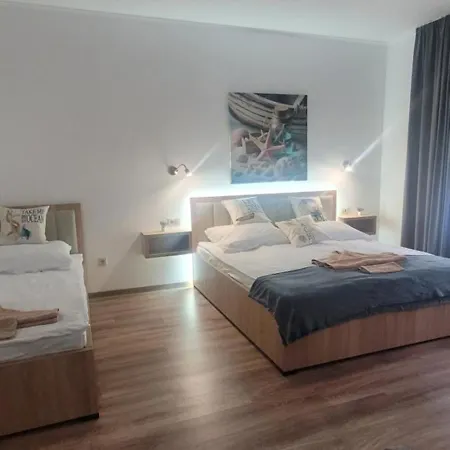 Apartment Csaladi Kikoeto
