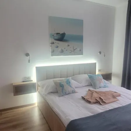 Csaladi Kikoeto Apartament *