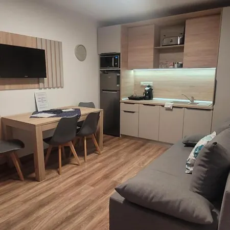 Csaladi Kikoeto Appartement