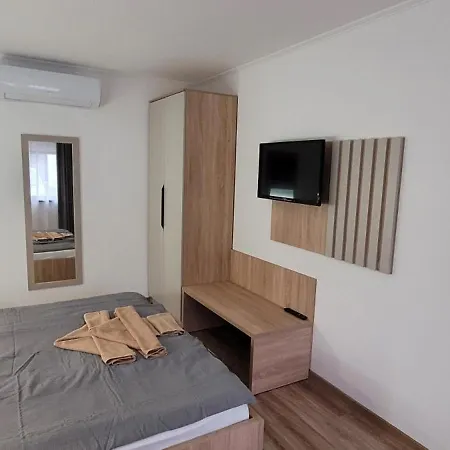 Csaladi Kikoeto Apartament *