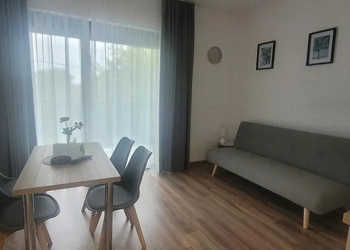 Csaladi Kikoeto Appartement *