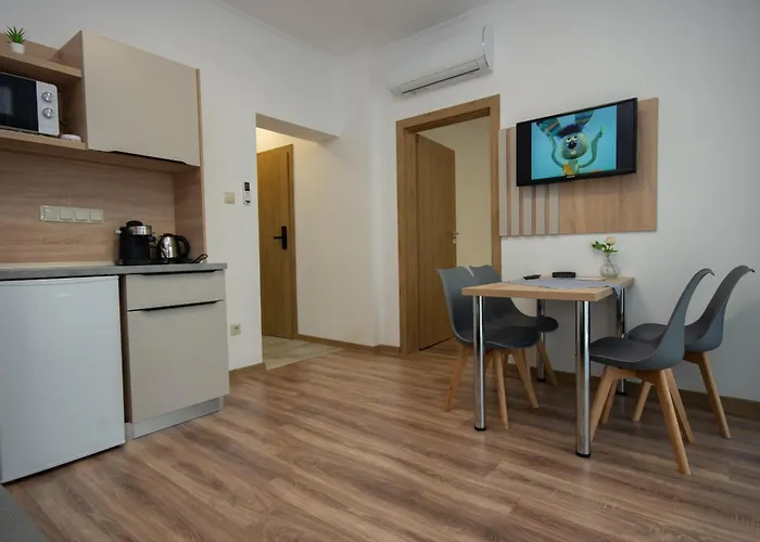 Csaladi Kikoeto Appartement Gyula
